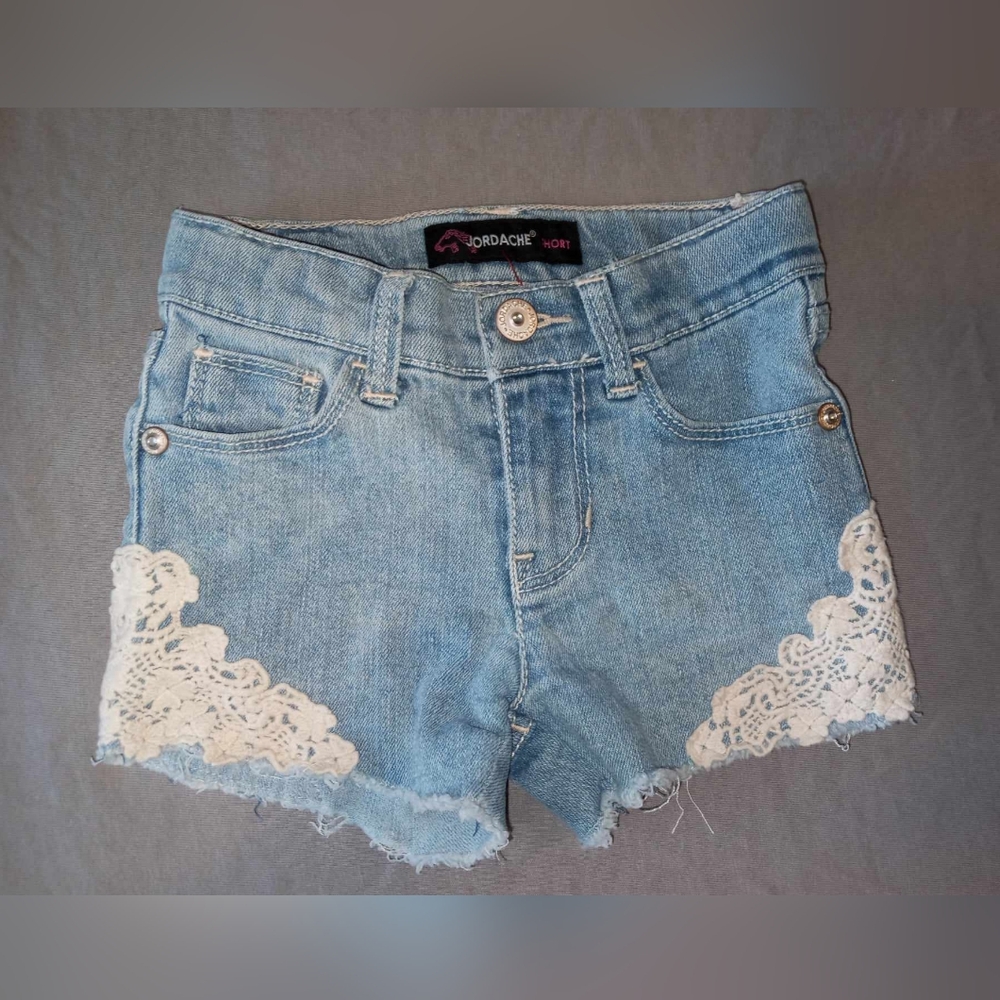 Toddler Girl, Jordache Jean Shorts With Lace Sz 2T